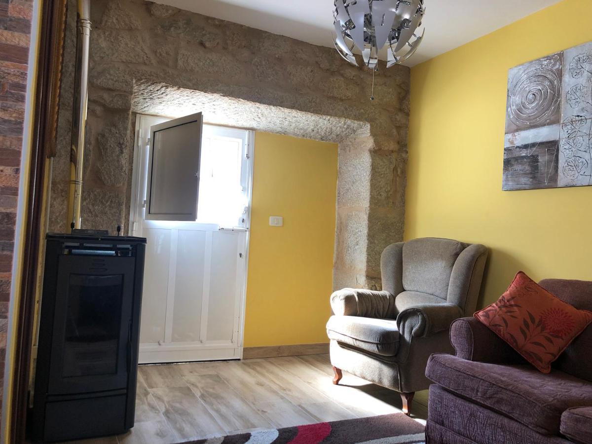Precioso Apartamento Fina La Caprichosa En Centro De Mondariz Exteriör bild